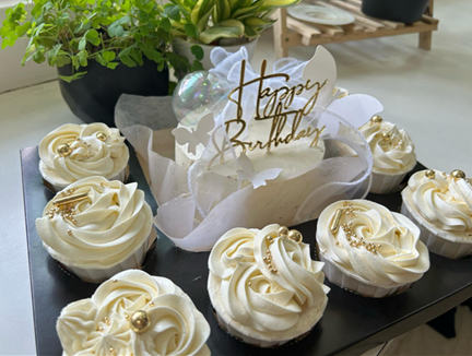 Coconut Everything | 5” Cake & 8 Cupcakes